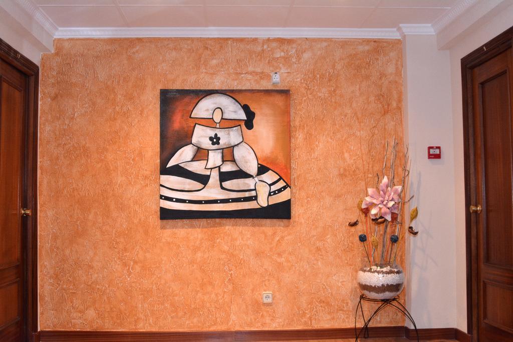 Hostal Gastrobar Carmelo Villarejo de Salvanés Extérieur photo