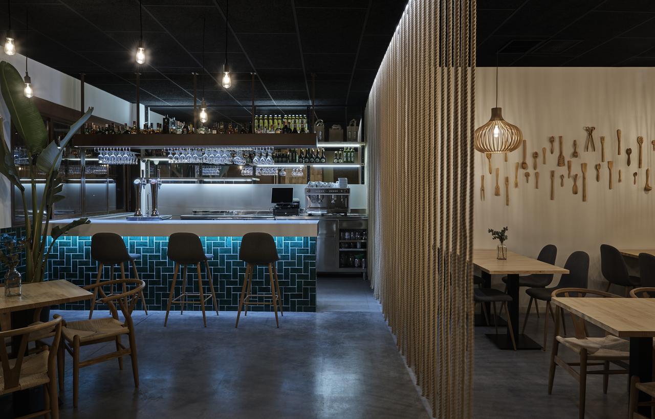 Hostal Gastrobar Carmelo Villarejo de Salvanés Extérieur photo